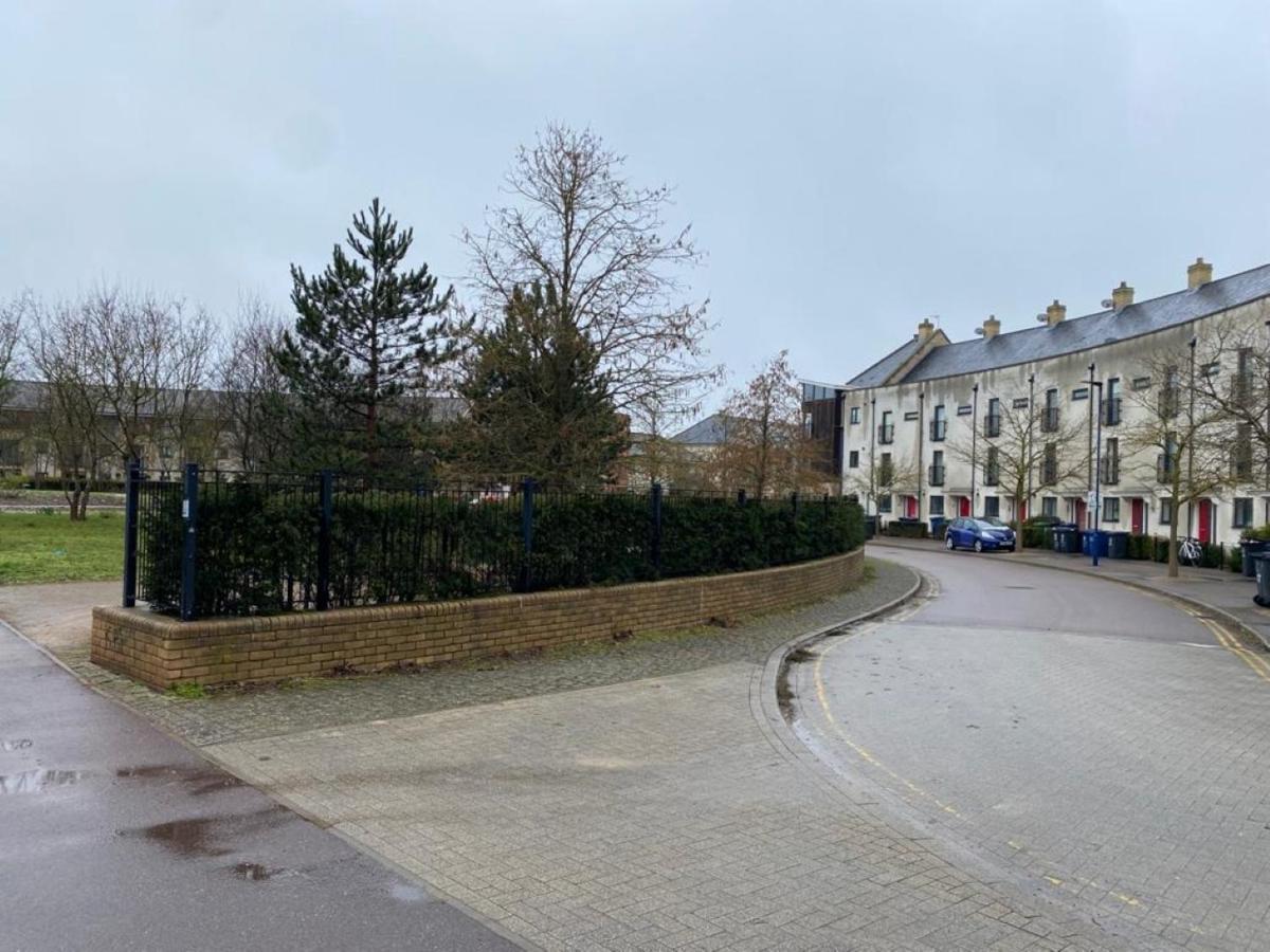 Exquisite Modern Homely 2 Bed With On-street Parking, Super Fast Wifi & 5 Mins Drive To Science & Business Parks Apartemen Cambridge (Cambridgeshire)